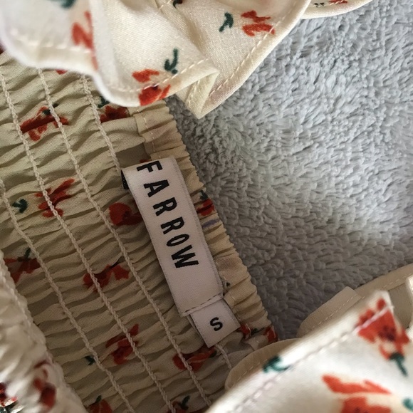 Need Supply Farrow Bridges Smocked Floral Top S - Picture 3 of 9